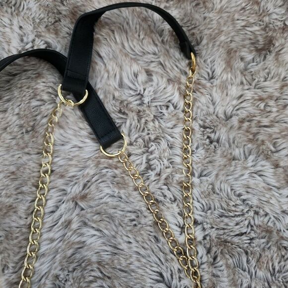 Betsey Johnson Quilted Gold Heart‎ and Chain Black Faux Leather Shoulder Bag - Picture 8 of 15